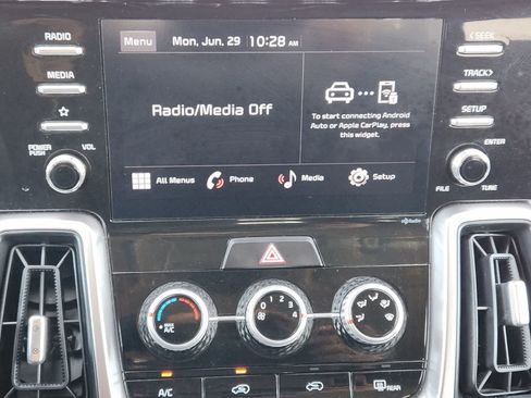 Certified 2023 Kia Sorento LX FWD image 15