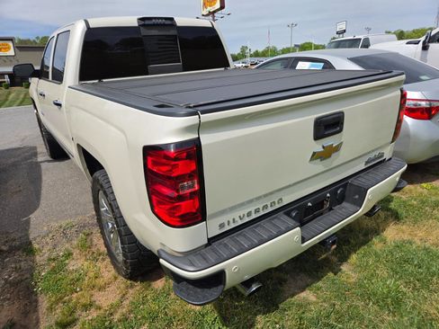 Used 2014 Chevrolet Silverado 1500 High Country w/ High Country Premium Package image 9