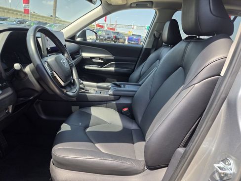 Used 2025 Toyota Grand Highlander FWD image 27