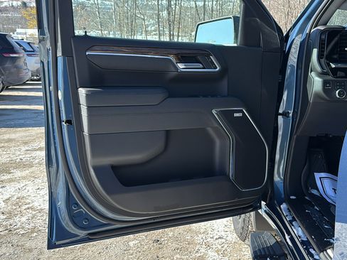 New 2026 GMC Sierra 1500 Elevation w/ Elevation Premium Package image 7