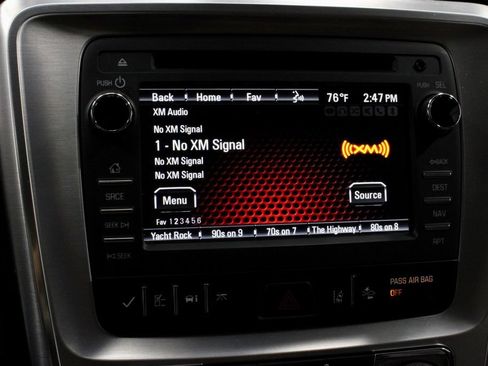 Used 2017 GMC Acadia Limited SLT AWD/4WD image 3