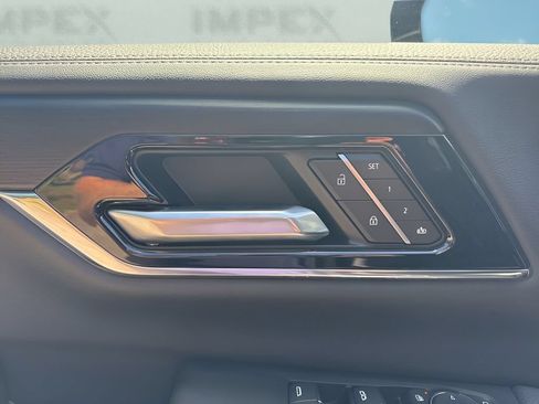 New 2026 GMC Yukon XL Denali AWD/4WD image 11