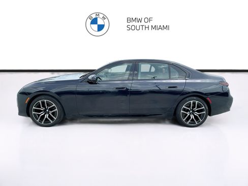 Used 2023 BMW 740i RWD image 4