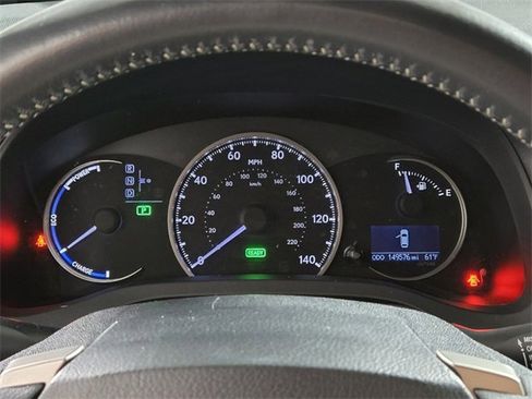 Used 2015 Lexus CT 200h image 33