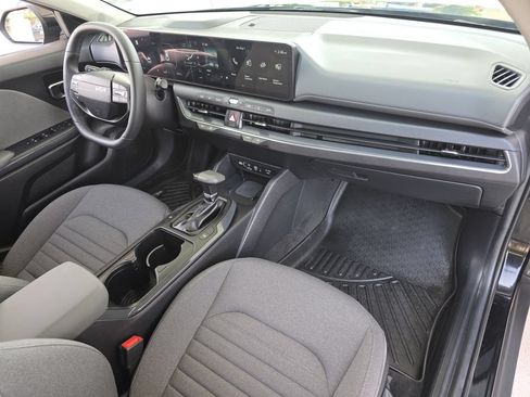 Used 2025 Kia K4 EX FWD image 24