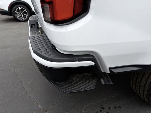 New 2026 Chevrolet Colorado LT w/ LT Convenience Package RWD image 14