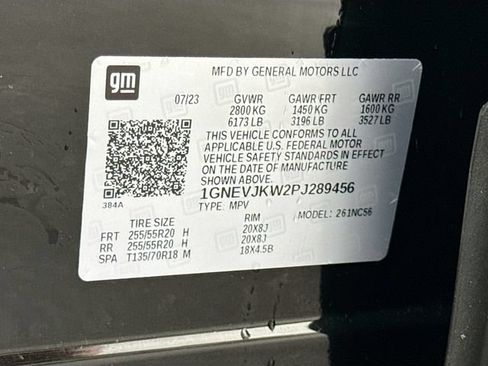 Used 2023 Chevrolet Traverse RS AWD/4WD image 41