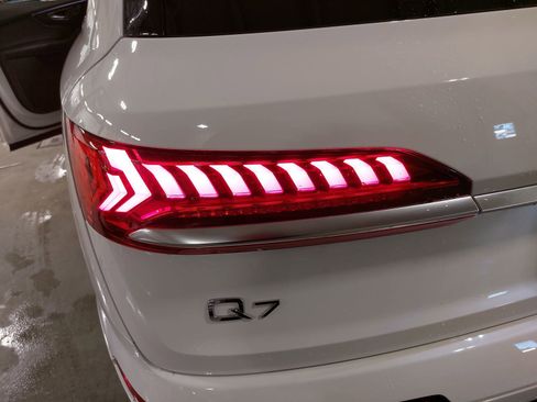 Used 2023 Audi Q7 2.0T Premium Plus w/ Premium Plus Package image 37