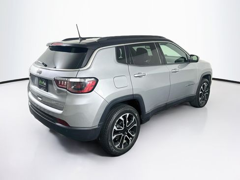 Used 2023 Jeep Compass Limited AWD/4WD image 9