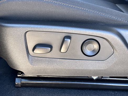 Used 2026 Chevrolet Colorado W/T w/ WT Convenience Package II image 28