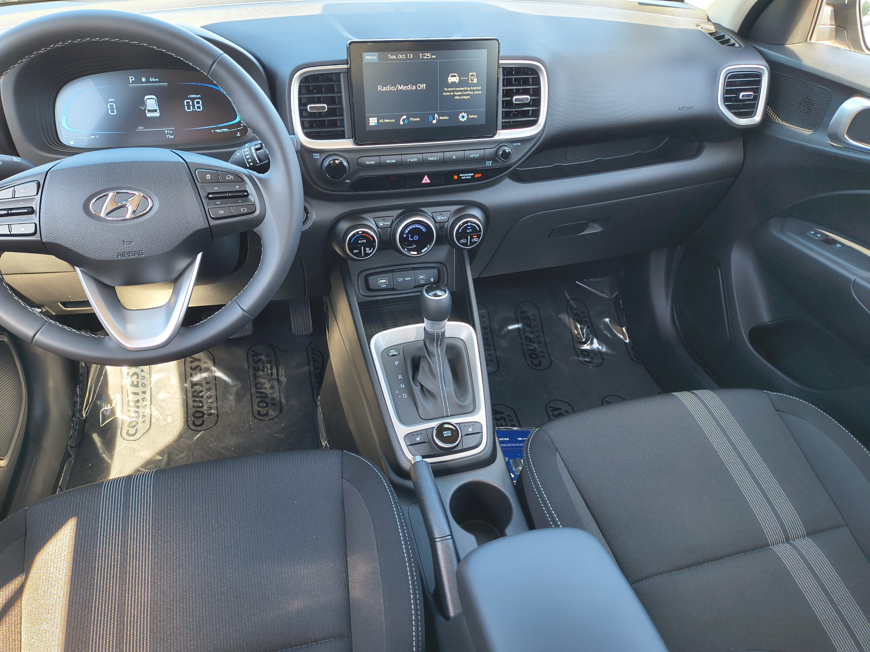 New 2026 Hyundai Venue SEL FWD image 12