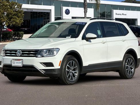 Used 2021 Volkswagen Tiguan S image 8