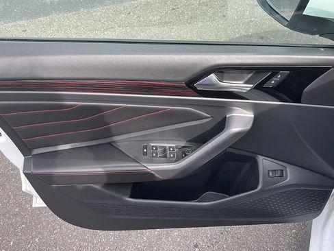 Used 2023 Volkswagen Jetta GLI Autobahn image 12