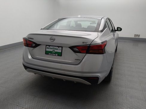 Used 2023 Nissan Altima 2.5 SV AWD/4WD image 7