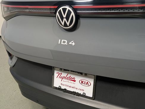 Used 2024 Volkswagen ID.4 S RWD image 8