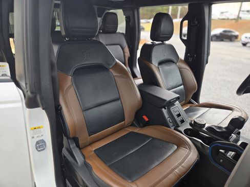 Used 2023 Ford Bronco Outer Banks w/ Sasquatch Package image 27