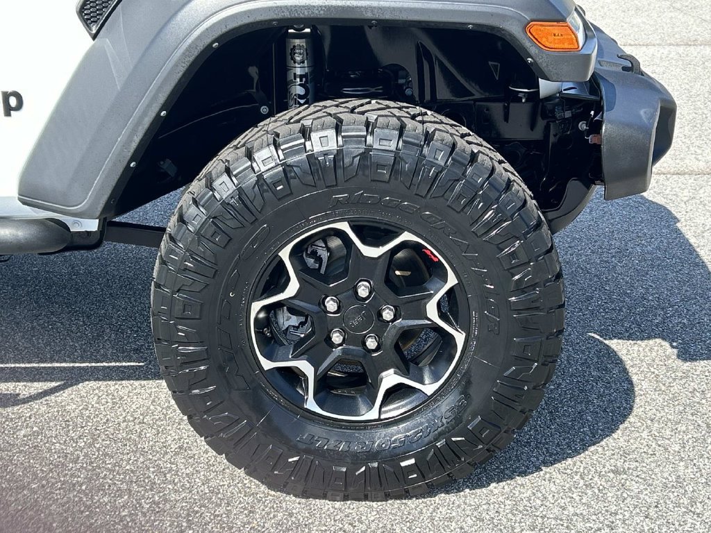 Used 2021 Jeep Wrangler Unlimited Sport w/ Sun And Sound Package AWD/4WD image 10
