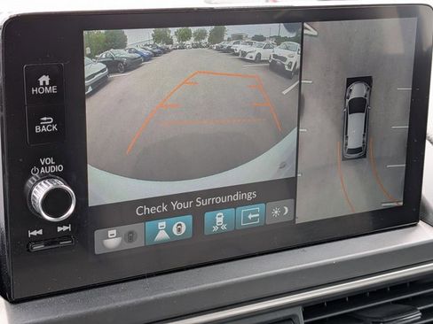 Used 2023 Honda Pilot Elite image 10