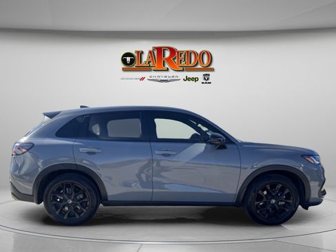 Used 2025 Honda HR-V Sport image 8