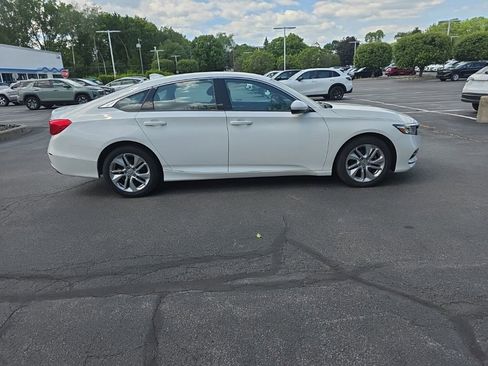 Used 2019 Honda Accord LX image 9