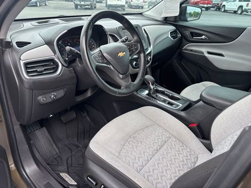 Used 2024 Chevrolet Equinox LT FWD image 7
