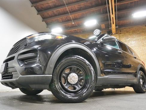 Used 2023 Ford Explorer 4WD Police Interceptor image 3