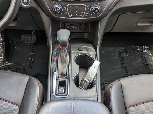Used 2022 Chevrolet Equinox RS w/ RS Leather Package FWD image 21