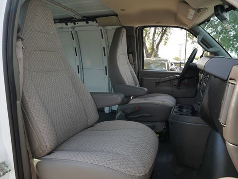 New 2026 GMC Savana 2500 Extended w/ Driver Convenience Package RWD image 25