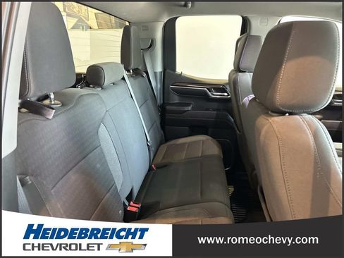 Used 2023 Chevrolet Silverado 1500 LT AWD/4WD image 32