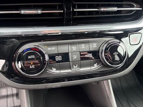 New 2026 Buick Envista Sport Touring w/ Convenience I Package image 21