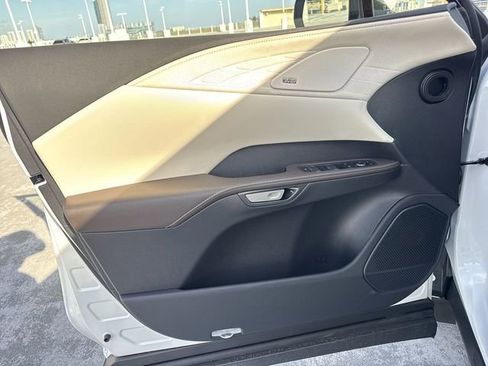 New 2026 Lexus RX 450h AWD image 13