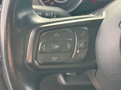 Used 2022 Jeep Wrangler Sport S image 19