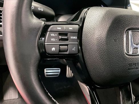 Used 2025 Honda Civic Sport image 22
