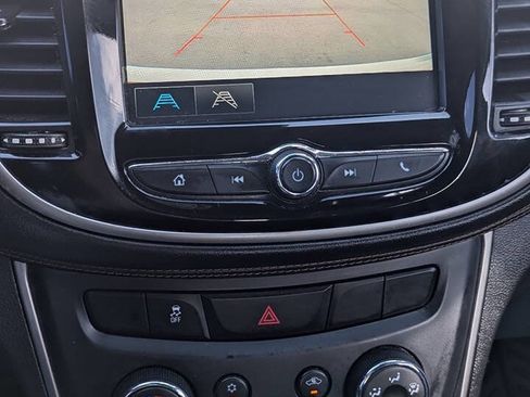 Used 2017 Chevrolet Trax LS image 11