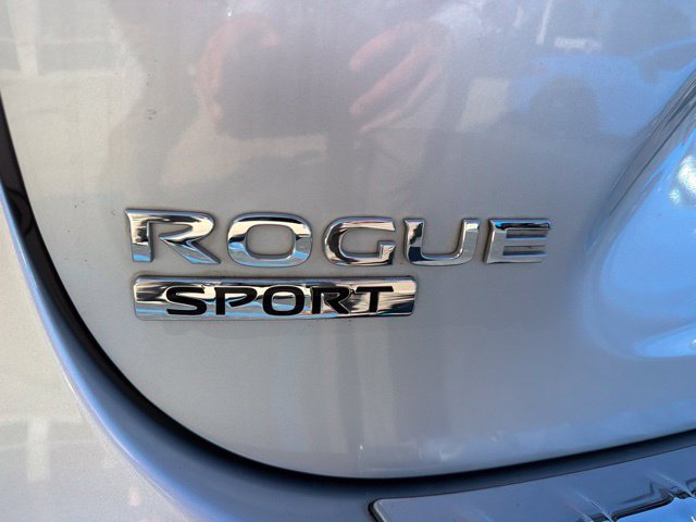 Used 2019 Nissan Rogue Sport S FWD image 8