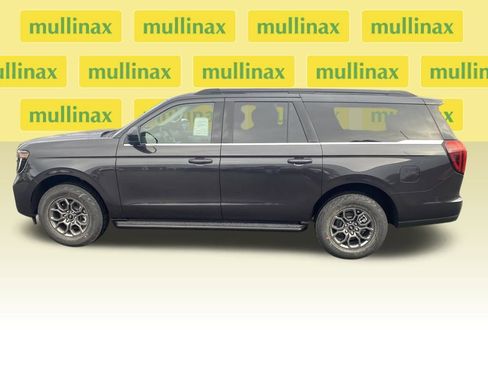 New 2025 Ford Expedition Max Active image 8