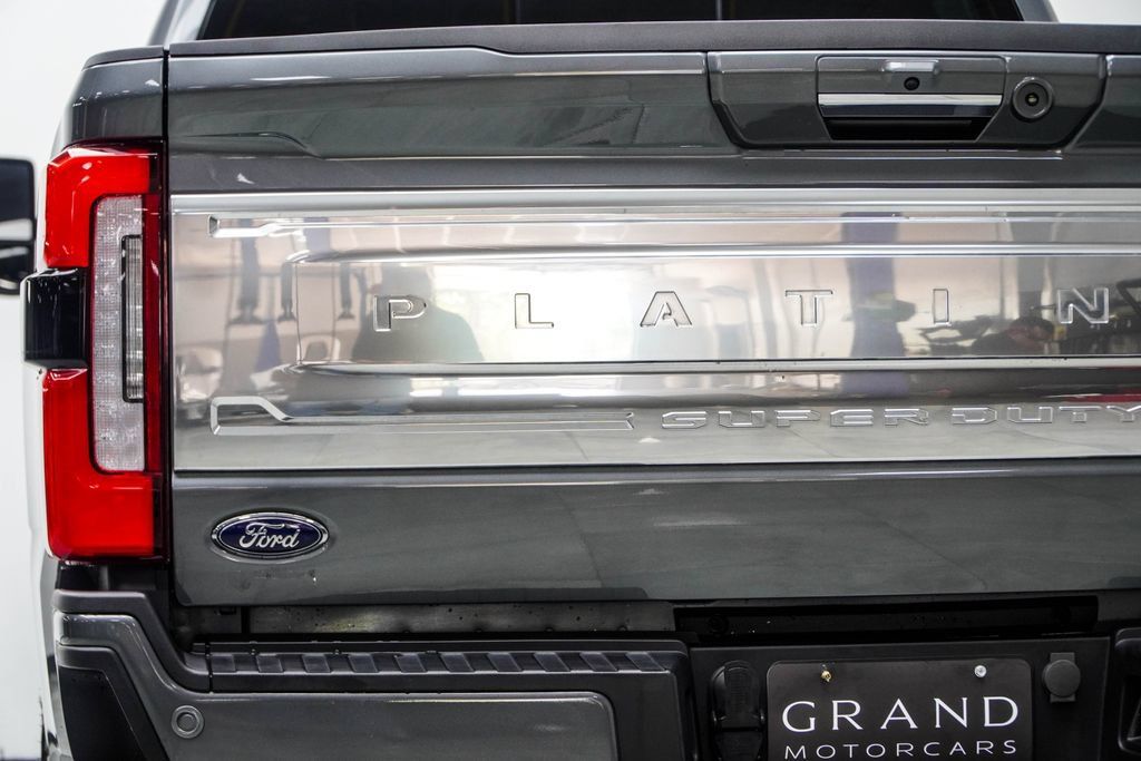 Used 2024 Ford F350 Platinum AWD/4WD image 19