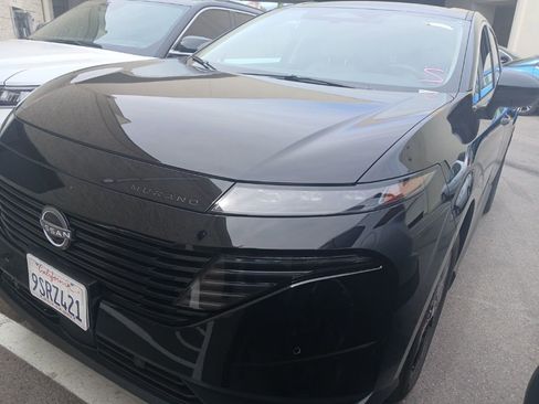 Certified 2025 Nissan Murano SV image 1