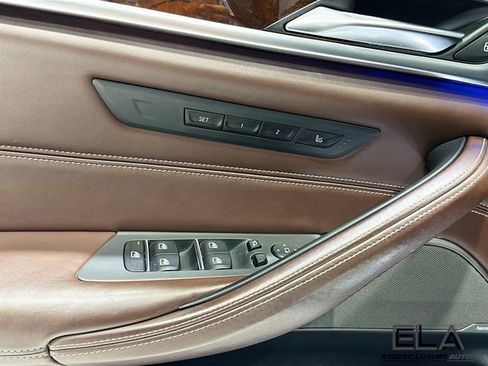Used 2018 BMW 540i RWD image 19
