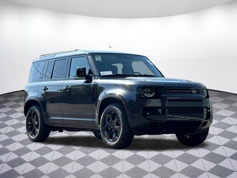New 2026 Land Rover Defender 110 S AWD/4WD image 7