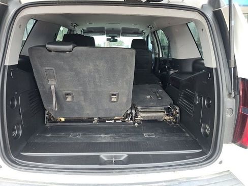 Used 2018 Chevrolet Tahoe 2WD w/ Remote Keyless Entry Package image 14