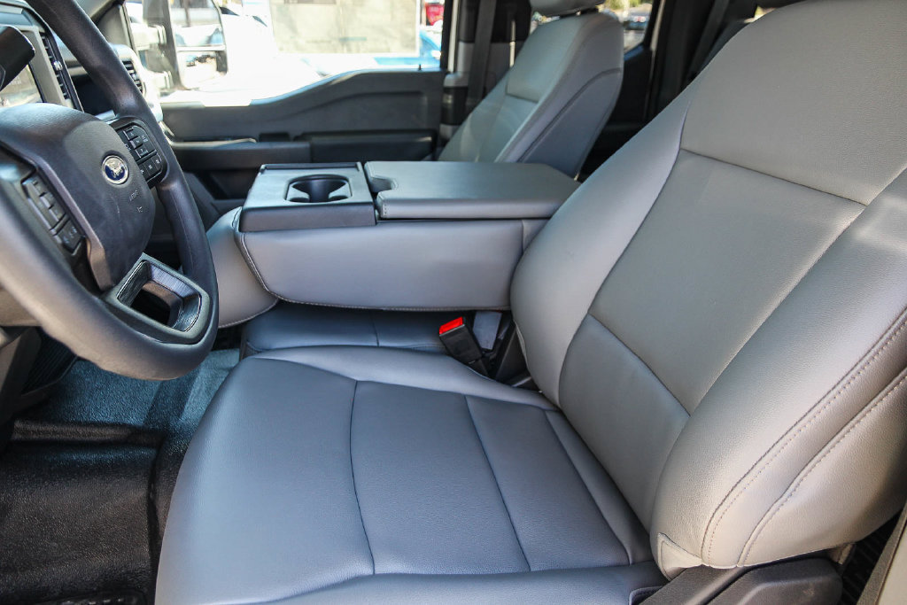 New 2025 Ford F550 4x4 SuperCab Super Duty image 21