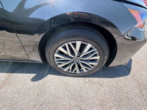 Used 2025 Nissan Altima 2.5 SV FWD image 23