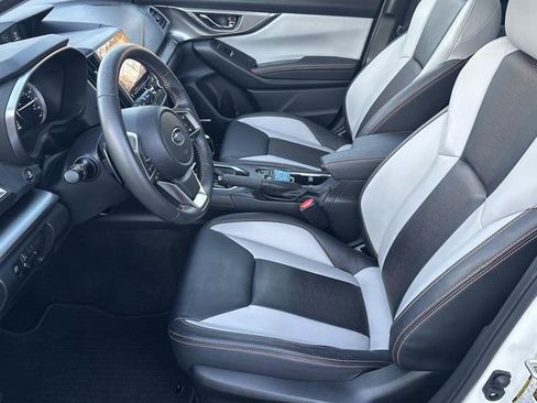 Used 2023 Subaru Crosstrek 2.5i Limited w/ Popular Package #3 image 10