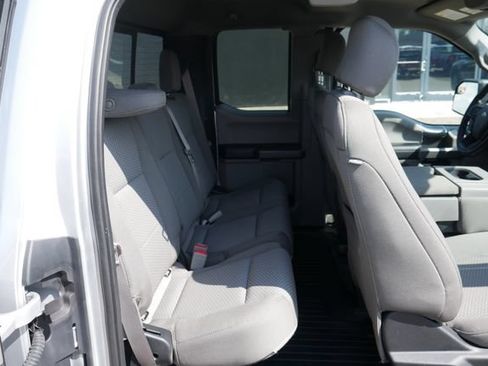 Used 2018 Ford F150 XLT w/ Equipment Group 302A Luxury AWD/4WD image 26