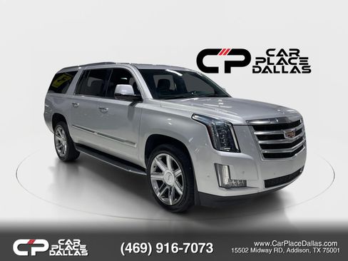 Used 2020 Cadillac Escalade ESV Luxury RWD image 6