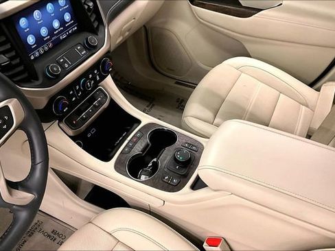 Used 2022 GMC Acadia Denali w/ Trailering Package image 14