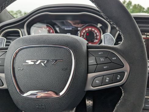 Used 2023 Dodge Challenger SRT Hellcat RWD image 20