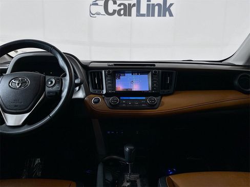 Used 2017 Toyota RAV4 Platinum image 29