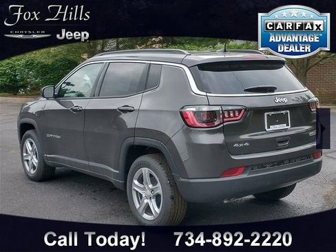 New 2023 Jeep Compass Latitude w/ Convenience Group image 3
